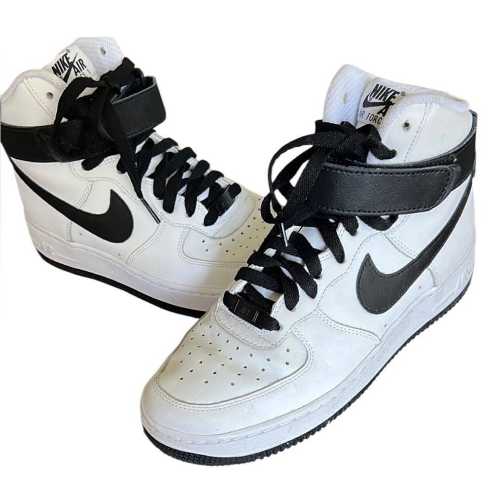 Women’s Nike Air Force 1 Style AQ3777-994 White High Black Shoes 7.5 high Top